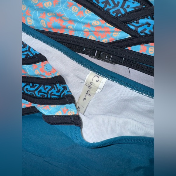 Cupshe Bikini - Picture 5 of 5